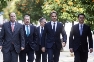 Στρατηγική μετωπικής σύγκρουσης με το Μέγαρο Μαξίμου χαράζει ο Κυριάκος Μητσοτάκης