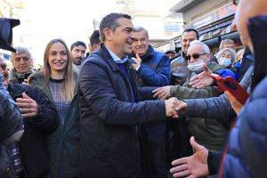Κιλκίς και Γουμένισσα είπαν τα πάθη τους στον Αλέξη Τσίπρα. Ενθουσιώδης υποδοχή στον πρόεδρο του Σύριζα