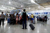 Αναξιοκρατία και οικονομική κρίση διώχνουν τους Ελληνες