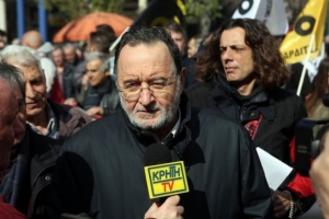 Λαφαζάνης: Να σταματήσει κάθε διαδικασία για εκποίηση της Εθνικής Ασφαλιστικής