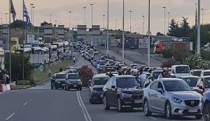 Θεσσαλονίκη: Δίπλωσε νταλίκα στον Περιφερειακό