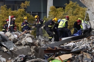 Ν.Ζηλανδία: Εκατοντάδες τουρίστες απομακρύνθηκαν από τη σεισμόπληκτη Καϊκούρα