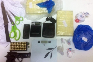 Συνελήφθη με δυο κιλά ηρωίνη