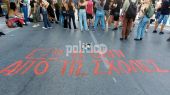 Θεσσαλονίκη: Παράσταση διαμαρτυρίας φοιτητών έξω από το Αστυνομικό Μέγαρο (pics &amp; vid)