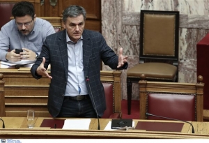 Τσακαλώτος: Συγκινητικό που με αναζητείτε και σας έλειψα…