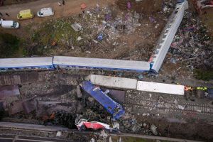 Θεσσαλονίκη: Εικαστικό δρώμενο στη μνήμη των θυμάτων των Τεμπών το βράδυ της Τετάρτης (28/2)