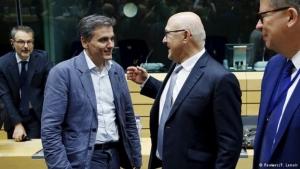Γερμανικά ΜΜΕ: Ανοίγει η συζήτηση για την ελάφρυνση του χρέους