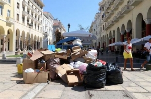 Σε ιδιώτη αναθέτει ο Δήμος Θεσσαλονίκης την αποκομιδή των σκουπιδιών