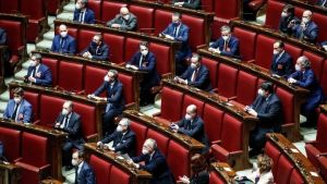 672 λευκές ψήφοι, στην πρώτη ψηφοφορία για την εκλογή του Ιταλικού προέδρου της δημοκρατίας