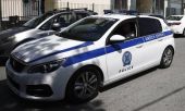 Θεσσαλονίκη: Μπήκαν στο σπίτι ηλικιωμένης δήθεν για να τη βοηθήσουν και της βούτηξαν κοσμήματα αξίας 5.000 ευρώ