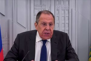 Ουκρανία: Ρωσία και ΗΠΑ προχωρούν σε εποικοδομητικές επαφές για τον τερματισμό του πολέμου, δηλώνει ο Λαβρόφ