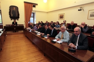 Κωνσταντοπούλου: «Εκοψε» από τη Διάσκεψη των Προέδρων τον Γρηγοράκο