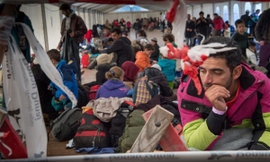 Μέρκελ για προσφυγικό: Στρατιωτικές εντάσεις αν κλείσουν τα σύνορα
