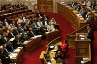 Πρόσω ολοταχώς η Βουλή για την ψήφιση του 3ου μνημονίου - Τσακαλώτος: Αν δεν υπάρξει συμφωνία στο Eurogroup θα πάμε σε δάνειο-γέφυρα (Live)