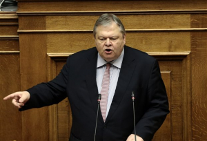 Βενιζέλος: Η κυβέρνηση σχεδιάζει τεχνητή πόλωση μέσω της συνταγματικής αναθεώρησης