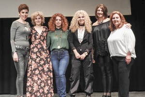 Απονομή πτυχίων από τις Ξένες Γλώσσες Αποστολίδου