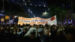 Πορεία για την 52η επέτειο του Πολυτεχνείου: Μνήμες και διεκδικήσεις