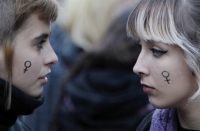 Θύματα κακοποίησης περίπου 17 εκατομμύρια γυναίκες στην ΕΕ