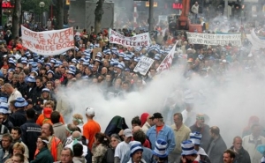 Ολλανδία: Κύμα απεργιών για τις συλλογικές συμβάσεις εργασίας