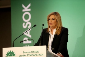 ΠαΣοΚ: Η αποκάλυψη της φιλικής εταιρείας Τσίπρα-Καραμανλικών