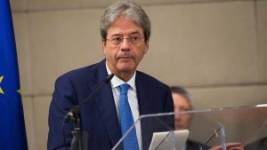 Π. Τζεντιλόνι: Μόνο μια «ισχυρή κοινή απάντηση» θα μειώσει τις επιπτώσεις του πολέμου στην ευρωπαϊκή οικονομία
