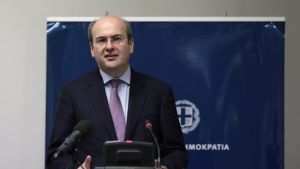 Χατζηδάκης στον ΣΚΑΪ 100,3 : Δεν εφησυχάζουμε διότι τα δύσκολα είναι μπροστά