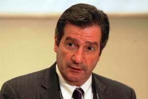 Ο Καμίνης επίσημα υποψήφιος για την ηγεσία της Κεντροαριστεράς