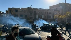 Ιράν: Τεχεράνη αναγνωρίζει τα δίκαια οικονομικά αιτήματα των διαδηλωτών, αλλά καταδικάζει τους ταραξίες