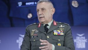 Στη γραμμή παραγωγής των F-35 στην Ουάσιγκτον ο αρχηγός ΓΕΕΘΑ