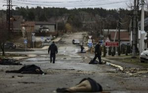 Σφαγή στην Μπούτσα: Η Μόσχα κατηγορεί τις ΗΠΑ για προβοκάτσια (vids)