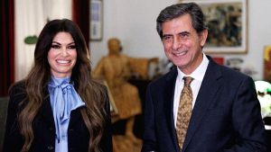 Επίσκεψη της Κίμπερλι Γκίλφόιλ στο Διοικητήριο: Σημαντική συνάντηση με τον Κώστα Γκιουλέκα