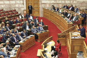 Τραυματισμένη η κυβέρνηση από τη διαρροή Δ. Καμμένου