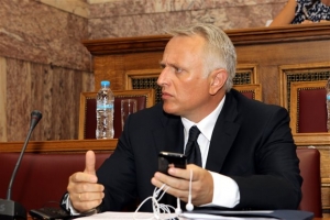 <div>Ι. Ραγκούσης: «Η κυβέρνηση Τσίπρα "ρίχνει μαύρο" στη δι@ύγεια»</div>