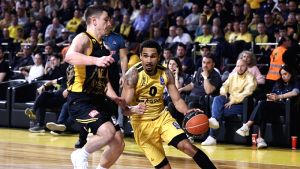 Άρης: Σημαντική νίκη επί της ΑΕΚ με 82-78