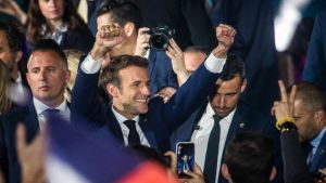 Ο Μακρόν έχει τώρα μπροστά του τις βουλευτικές εκλογές