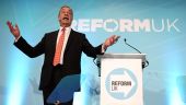 Ιστορική άνοδος του Reform UK στην πολιτική σκηνή της Βρετανίας