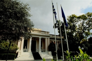 Το χρηματοδοτικό πρόβλημα του Μαρτίου προβληματίζει το Μέγαρο Μαξίμου