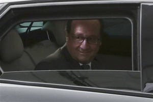 Ολάντ:Ξεπέρασε τον Σαρκοζί σε δημοφιλία για πρώτη φορά μετά το 2012