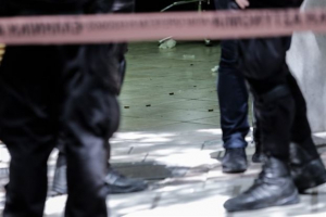 Θεσσαλονίκη: Φωτιά σε δύο αυτοκίνητα στην περιοχή Χαριλάου