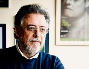 Θέμα Εξαρχείων προτίθεται να θέσει ο Γ. Πανούσης