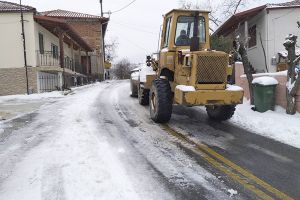 Επί ποδός ο μηχανισμός της Περιφερειακής Ενότητας Κιλκίς για δεύτερο συνεχόμενο 24ωρο στη “μάχη” του αποχιονισμού