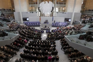 Έκτακτη σύσκεψη των αρχηγών των γερμανικών κομμάτων υπό την Μέρκελ