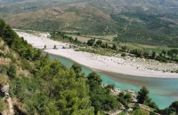 Αλβανία: απειλείται το τελευταίο «μπλε θαύμα» της Ευρώπης