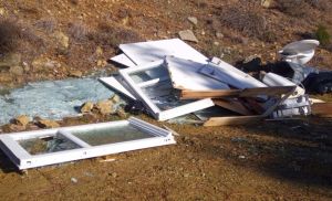 Θεσσαλονίκη: Σύλληψη δύο ατόμων για απόρριψη ογκωδών αντικειμένων