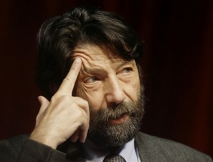 Μάσιμο Κατσάρι: «Η Ελλάδα θα παραμείνει για πάντα η καλύτερηπατρίδα της Ευρώπης»