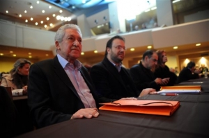 Φ. Κουβέλης: Ψάχνει σωσίβιο μετά το ναυάγιο