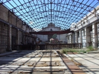 Ρημάζει το εργοστάσιο της ΔΕΗ στο Φάληρο