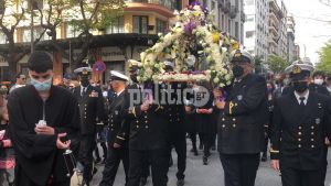 Θεσσαλονίκη: Με λαμπρότητα η περιφορά του Επιταφίου από τον Άγιο Μηνά (vid &amp; pics)