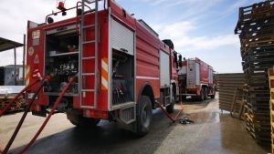 Θεσσαλονίκη: Πυρκαγιά ξέσπασε σε εγκαταλειμμένο κτίριο στο κέντρο της πόλης