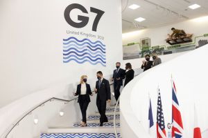 Βρετανία-G7: Η Ομάδα των Επτά προειδοποιεί τη Ρωσία για «μαζικές συνέπειες» αν επιτεθεί στην Ουκρανία